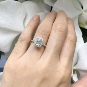 Emerald Cut Engagement Rings for Women White Gold 1.00 Carat Moissanite Halo Engagement Ring 10K 14K 18K Gold Platinum Plated Silver Anniversary Promise Wedding Rings with Text Engraving Size 4-12(14K)