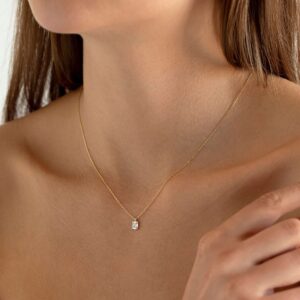 Tewiky Gold Necklace for Women, 14K Gold Plated Diamond Solitaire Necklaces Dainty Gold Necklace Small Cute Necklaces Aesthetic Simple Cubic Zirconia Pendant Necklace Gold Jewelry for Women