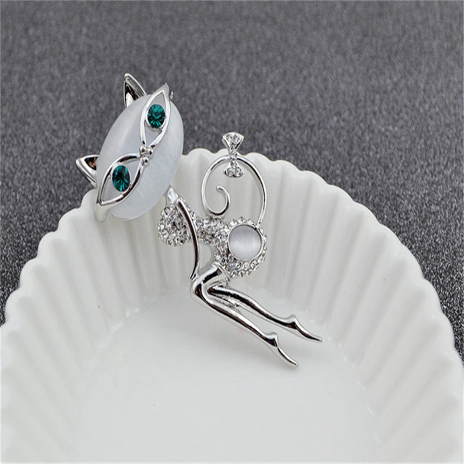 JUNYY Cute Kitten Opal Brooch Dainty Crystal Cat Collar Pin For Women Girl Personalized Lapel Pin(Silver), one size