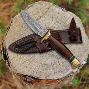 Huntex Smith 9.15” Hunting Knife, Handmade Damascus hunting knives with Sheath Non-Slip Grip,Balanced fixed blade,Best for outdoor,indoor Skinning,Survival Ideal Gift (Brass Guards)