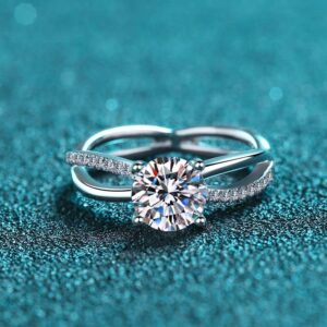 Jiostonor Moissanite Engagement Ring 925 Sterling Silver in 18K White Gold Plated, 4-Prong Petite Hollow out design Round Cut Ring 1.0 CT Moissanite Engagement Ring Promise Bridal Ring