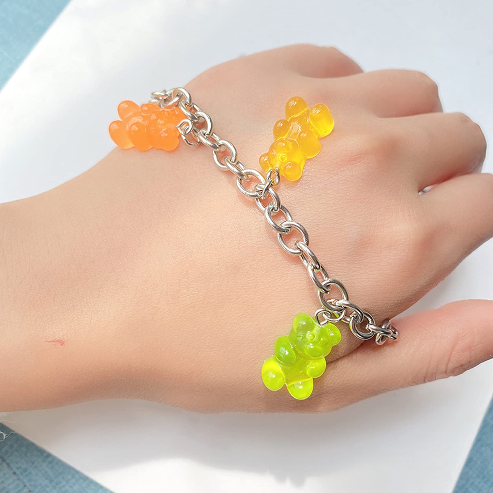 Essencedelight Bear Bracelets Adjustable Chain Bracelets Candy Color Resin Gummy Bear Charm Bracelet Adorable Gift for Women