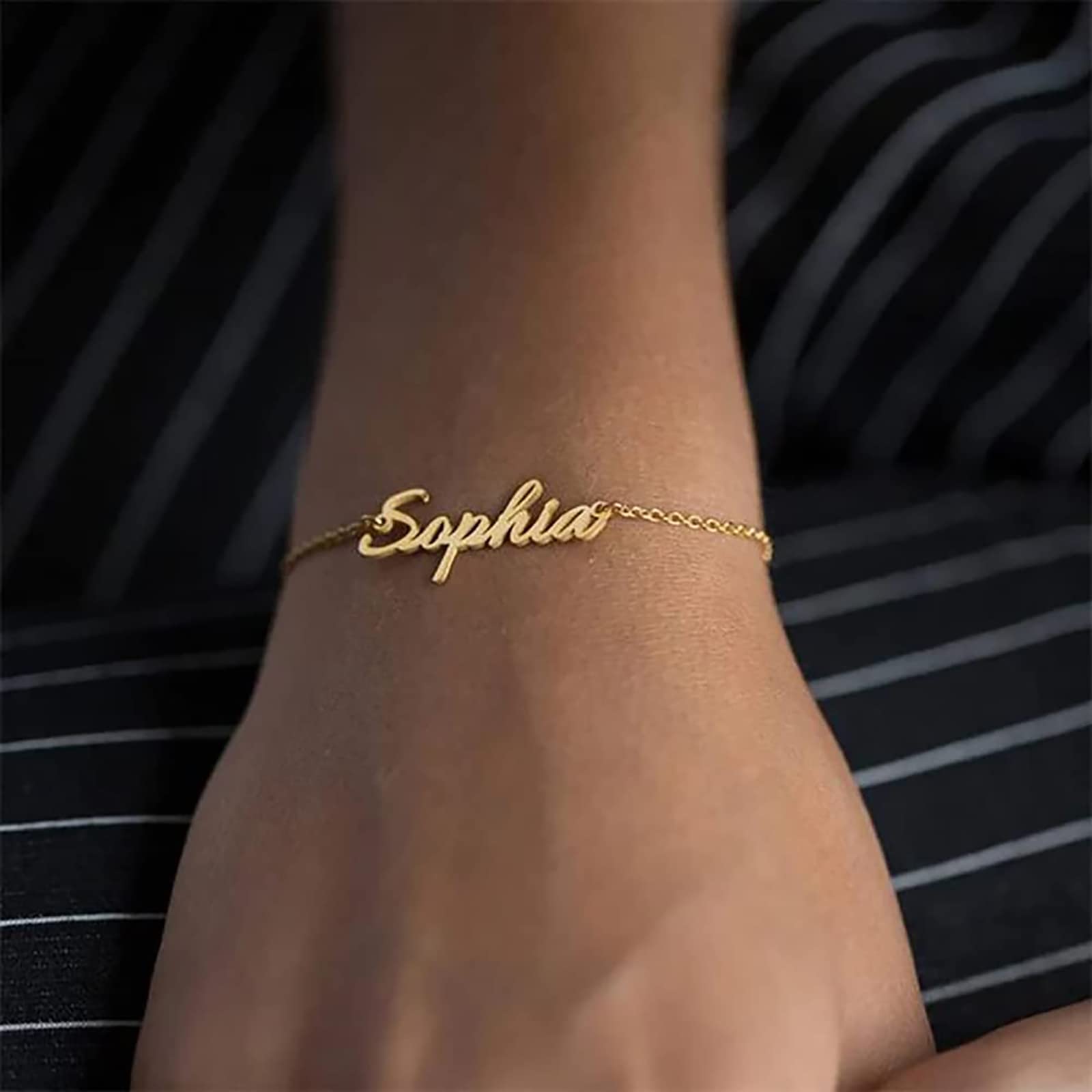 Yofair Custom Name Bracelet with Heart 18K Gold Plated Handmade Heart Bracelets with Name Personalized Birthday Gifts for Women