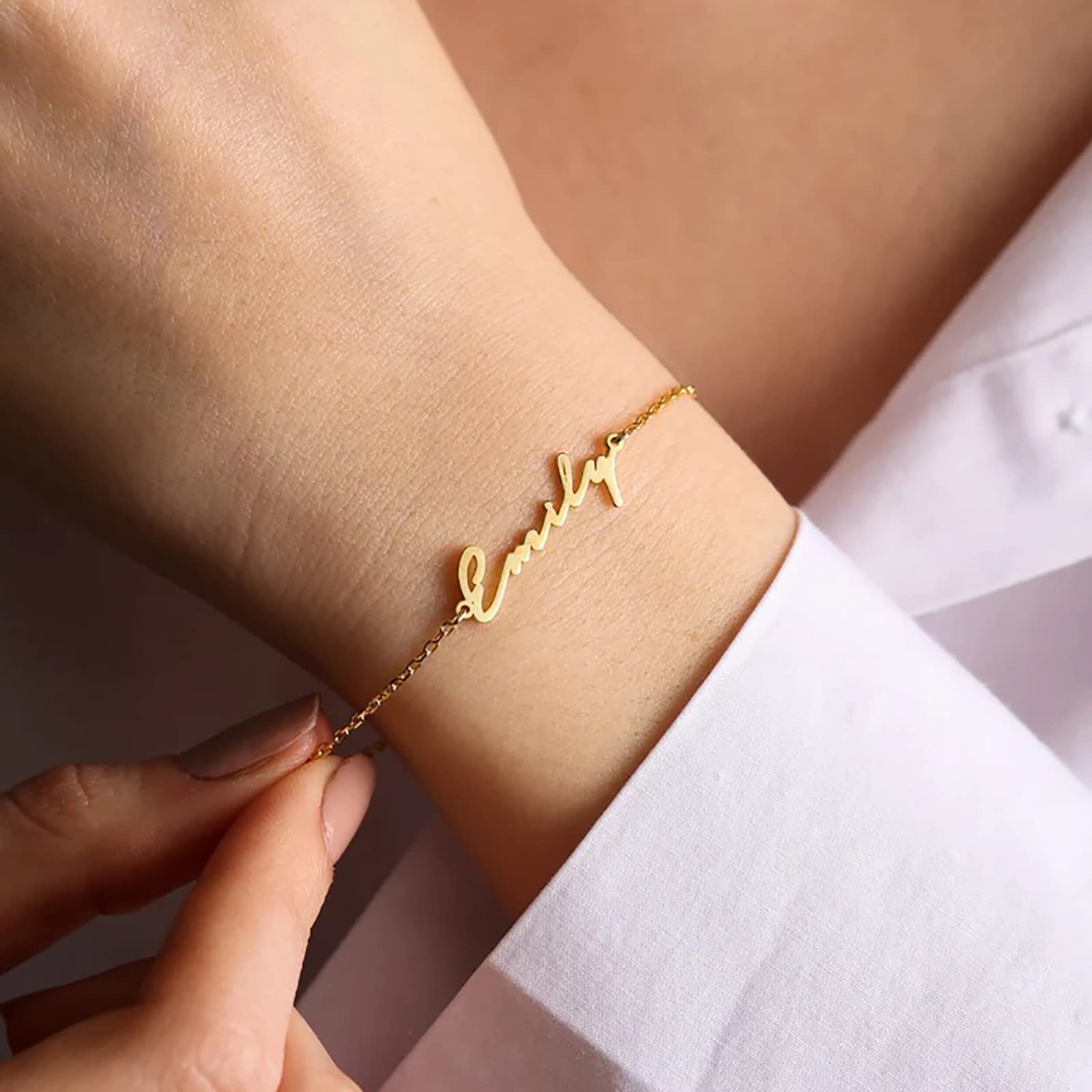 Yofair Custom Name Bracelet with Heart 18K Gold Plated Handmade Heart Bracelets with Name Personalized Birthday Gifts for Women