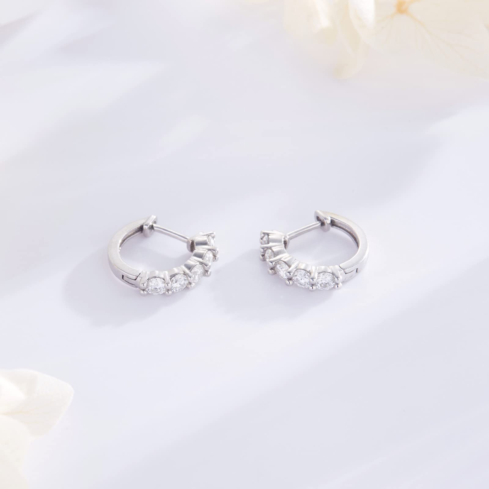 Mini Tiny Hoops Second Hole Everyday White Gold Ear Piercing 925 Sterling Silver Endless Cuff Huggie Hoop Earrings Jewelry Gifts Comfy Sleep Earring