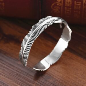 FUTIMELY Silver Leaf Bracelet Vintage Adjustable Feather Bracelet Trendy Hollow Rose Flower Leaves Cuff Bangle Wedding Bangle for Women Men (Silver Feather Bracelet)