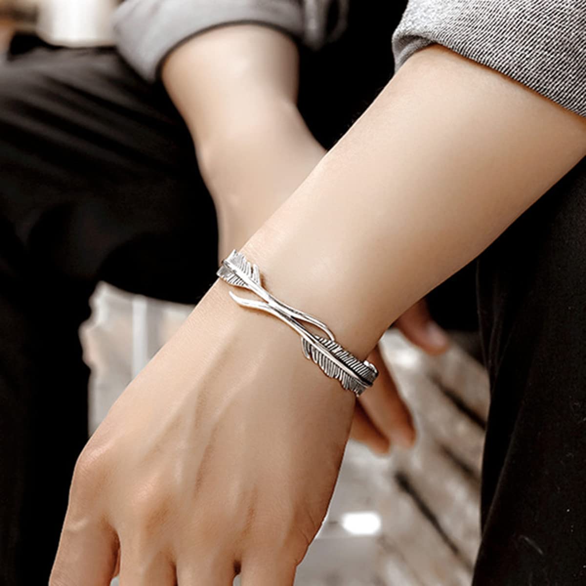 FUTIMELY Silver Leaf Bracelet Vintage Adjustable Feather Bracelet Trendy Hollow Rose Flower Leaves Cuff Bangle Wedding Bangle for Women Men (Silver Feather Bracelet)