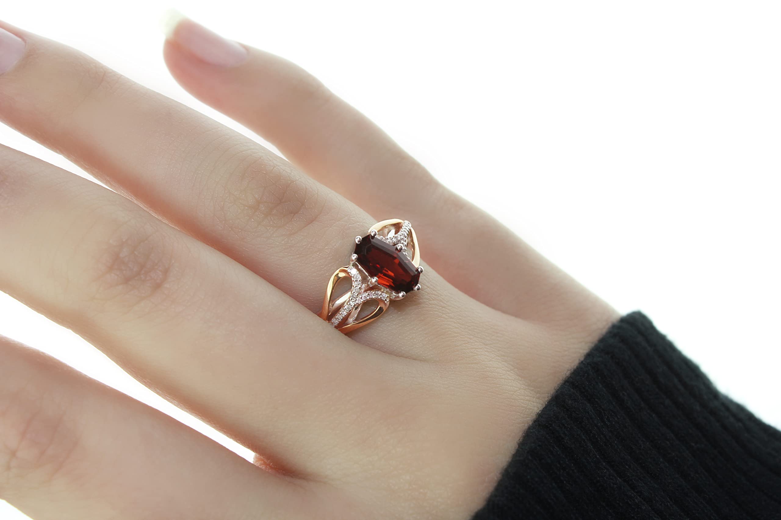 Belantina Heartland By Beverley Mitchell 10K Rose Gold with .925 Sterling Silver 10x5.5mm Special Cut Garnet & Diamond Accented Statement Ring (H-I, I2-I3) - Size 8