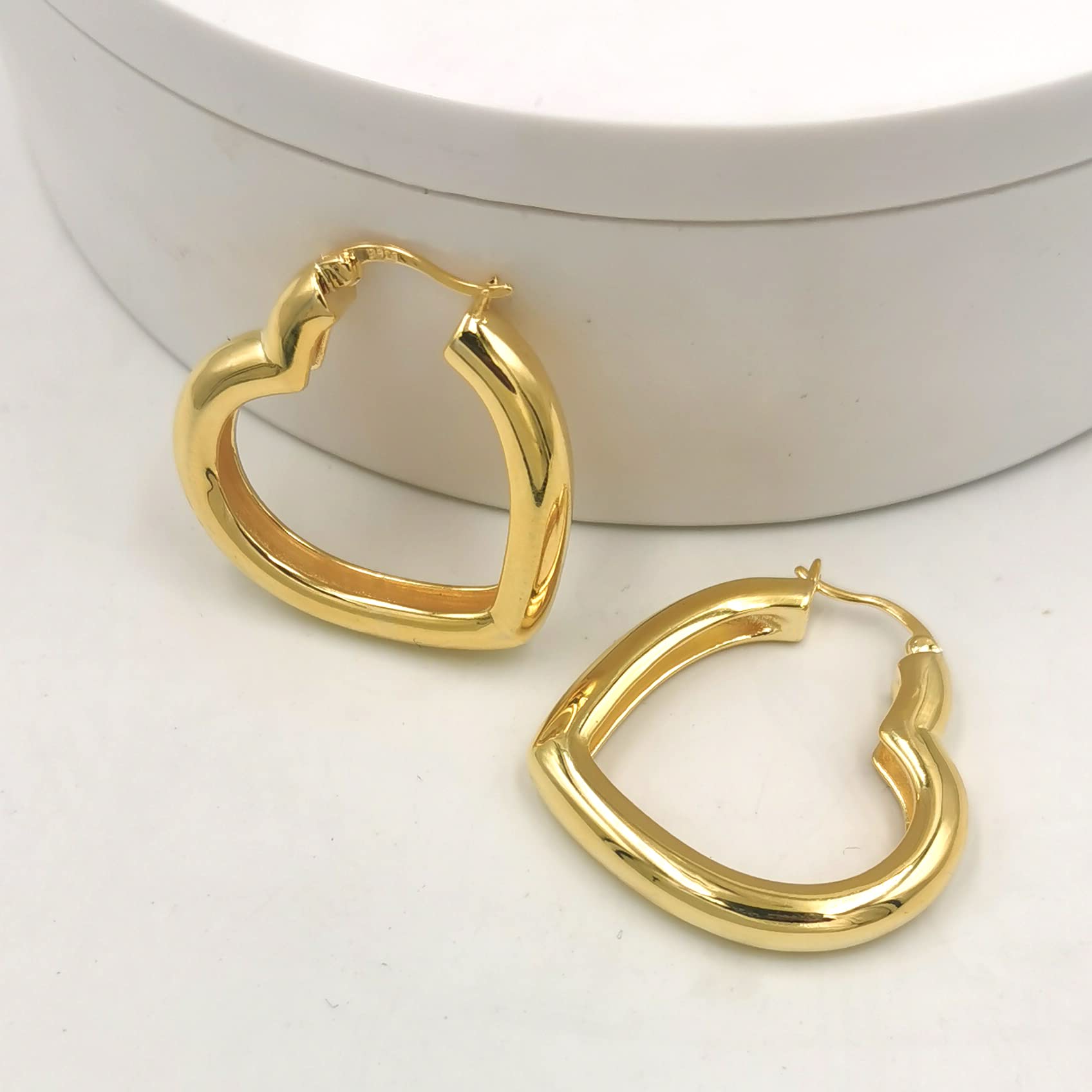 Gold Heart Earrings for Women Trendy Chunky Gold Hoop Earrings Hypoallergenic Earrings Thick Heart Hoop Earring Lover Valentines Day Great Mother Gifts