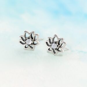 Boma Jewelry Sterling Silver Lotus Blossom Flower Stud Earring (Mother of Pearl)