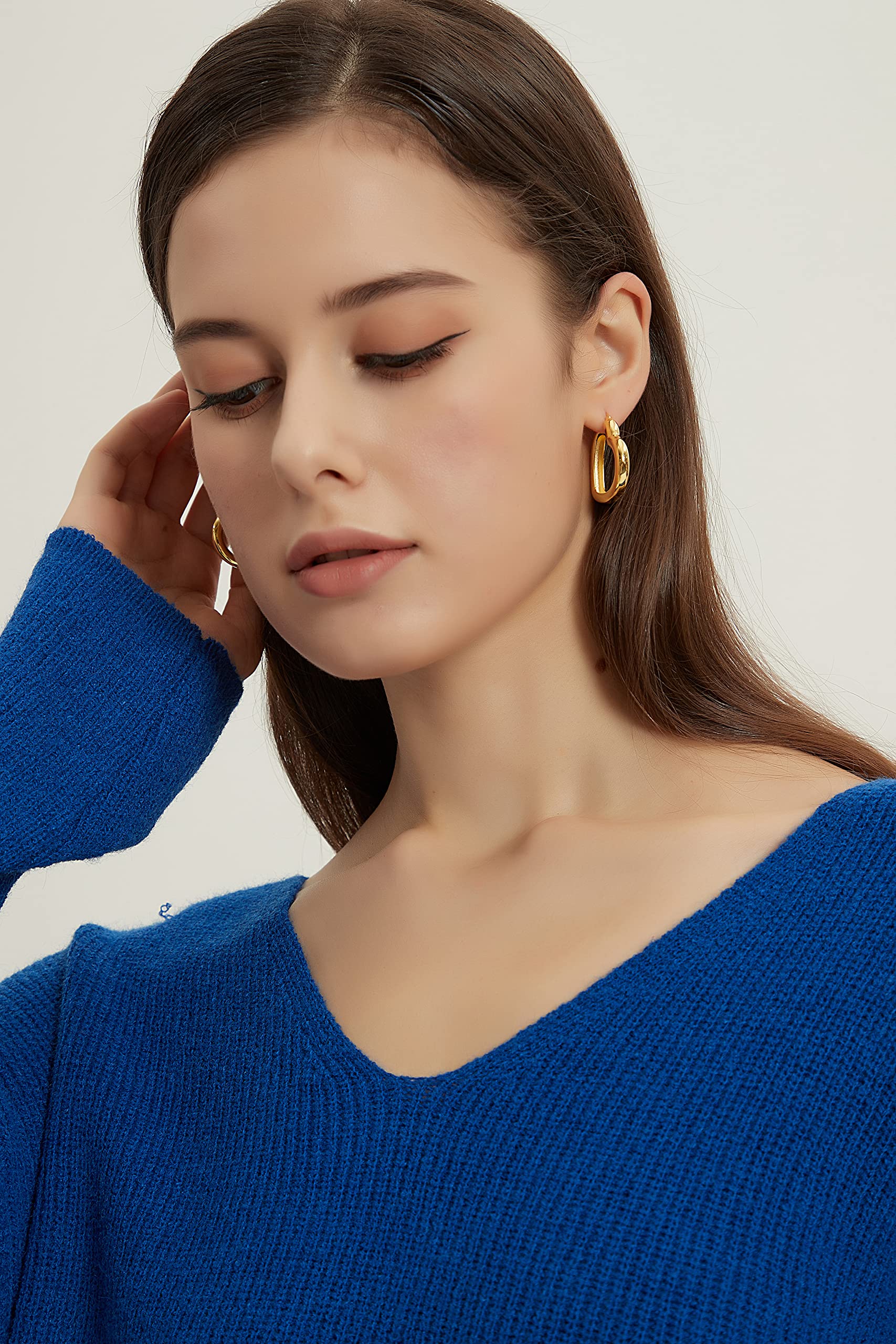 Gold Heart Earrings for Women Trendy Chunky Gold Hoop Earrings Hypoallergenic Earrings Thick Heart Hoop Earring Lover Valentines Day Great Mother Gifts