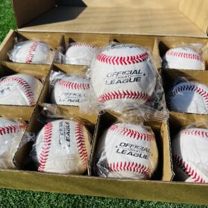 Rawlings | Official League Baseballs | Competition Grade | ROLB1 | Youth/14U | Game/Practice Use | 12 Count, White