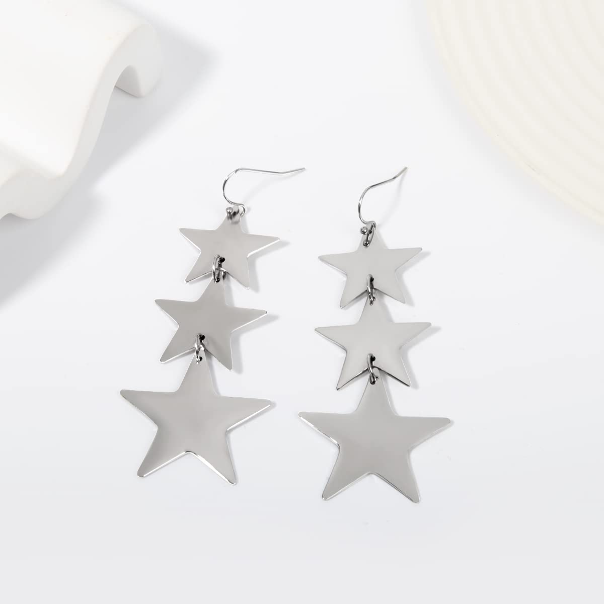 Women Dangle Earrings Sliver Star Statement Drop Dangle Earrings for Women Lightweight Stud Earrings Christmas Fashion Jewelry