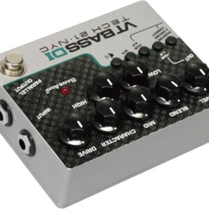 Briskdrop Tech 21 SansAmp Character Series VT Bass DI Bundle with 2 Instrument Cables and Tuner