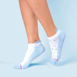 Dr. Motion Womens Low Cut Cushioned Breathable Compression Ankle Socks with Arch Support 6 Pairs (White/Blue Dots)