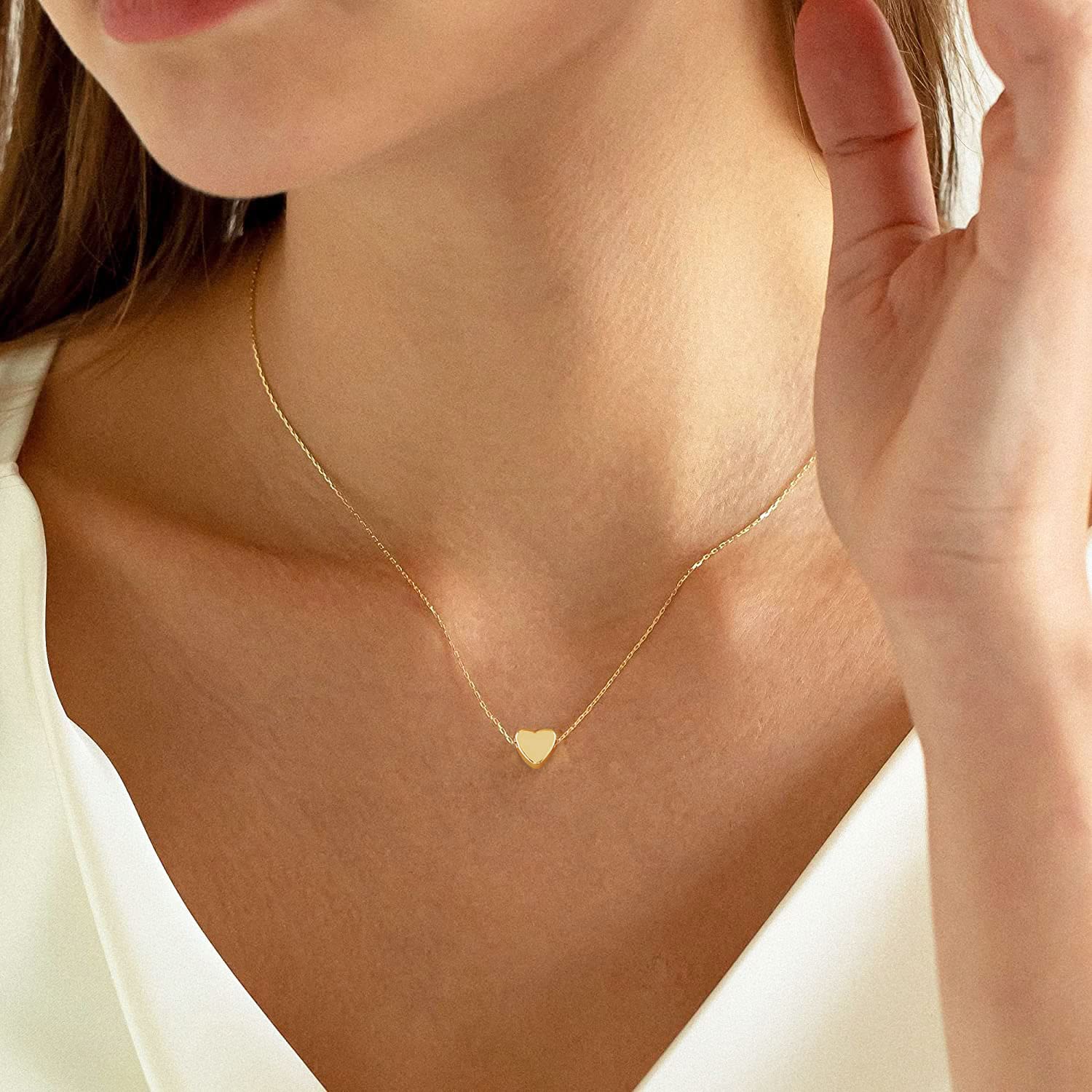 Foxgirl Gold Heart Necklaces for Women, Simple Small Heart Pendant Necklace Dainty 14k Gold Necklace for Women Jewelry for Women Gifts