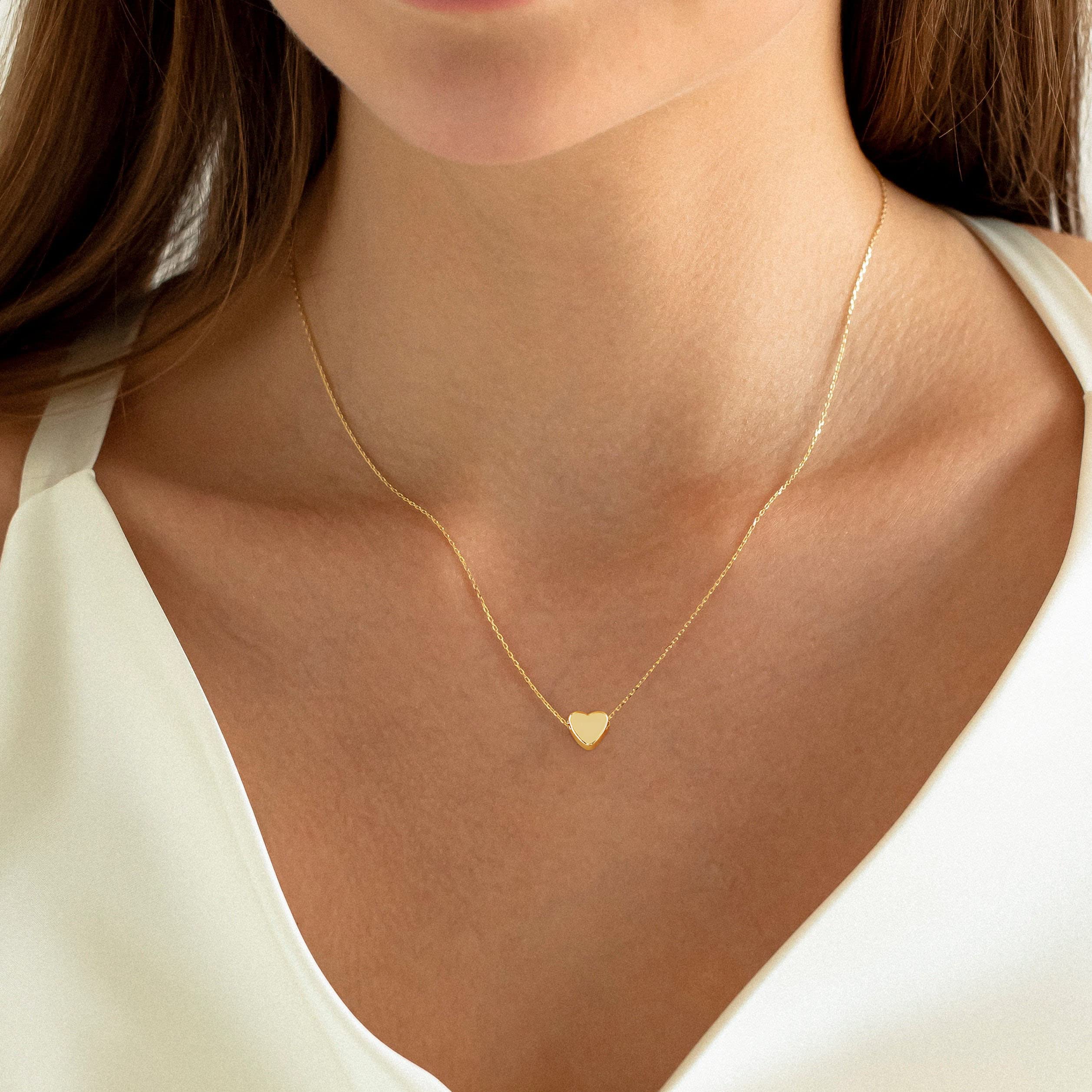 Foxgirl Gold Heart Necklaces for Women, Simple Small Heart Pendant Necklace Dainty 14k Gold Necklace for Women Jewelry for Women Gifts