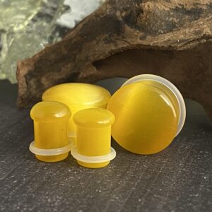 Pair of Yellow Cat Eye Stone Single Flare Plugs (STN-723) (9/16" (14mm))