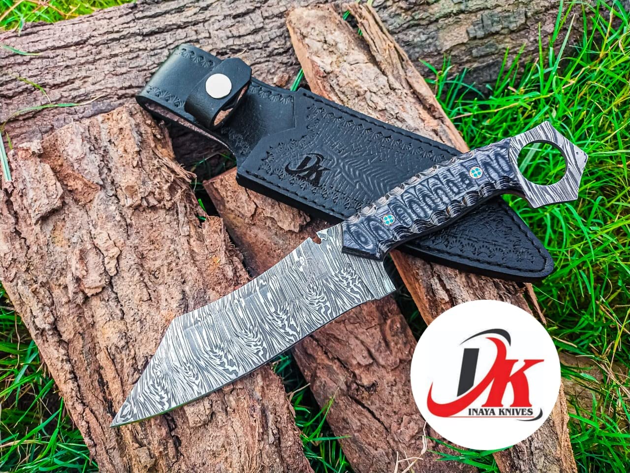 Custom hand made Damascus steel hunting knife,11" inches Skinner,out door survival camping,fix blade, classic, Christmas gift, nice grip handle,sharp, slicer, Leather sheath HUNT-01