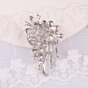 Sisslia Pearl Brooch Silver Brooches for Women Rhinestone Brooch Broach Large Flower Brooch Pins for Women Large Brooch for Women Wedding Banquet Anniversary Christmas Valentine's Day