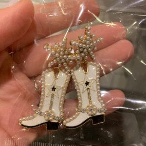 Rhinestone Cowgirl Boot Earrings Beaded Cowboy Boot Earrings Western Country Y2K Dangle Earrings Cute Dangling Earrings Jewelry for Women(White)