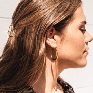 Fluid Hoop Earrings | 18k Gold | Oval Dome | Everyday Statement Dangle Hoops