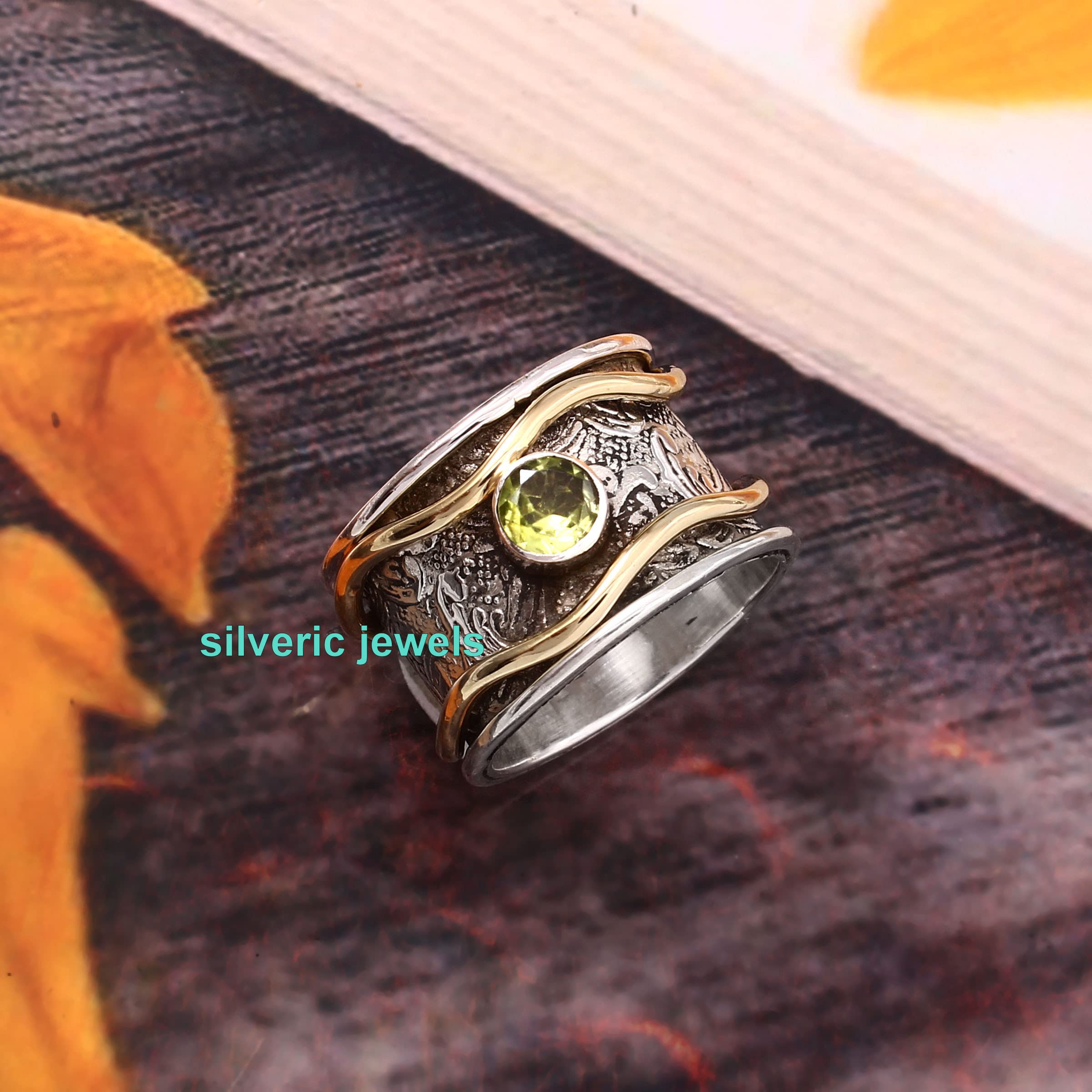 Spinner Peridot gemstone sterling silver ring Anxiety Meditation Spinning ring Statement Band silver jewelry (8.5)