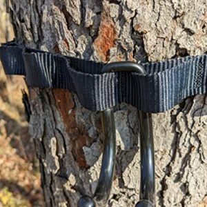 HANG N' BANG Daisy Chain Bow and Gear Hanger for Hunting