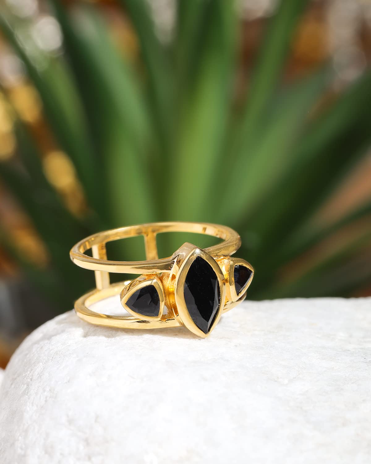 YoTreasure Black Onyx Solid 14K Gold Plated Over 925 Silver 3 Stone Ring (10)