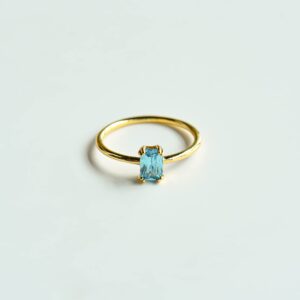 BLOSSOM & HUE Essential Stackable Baguette Ring | Size 8 | 18K Gold Plated .925 Sterling Silver | Minimalist Blue Gemstone Promise Ring for Her