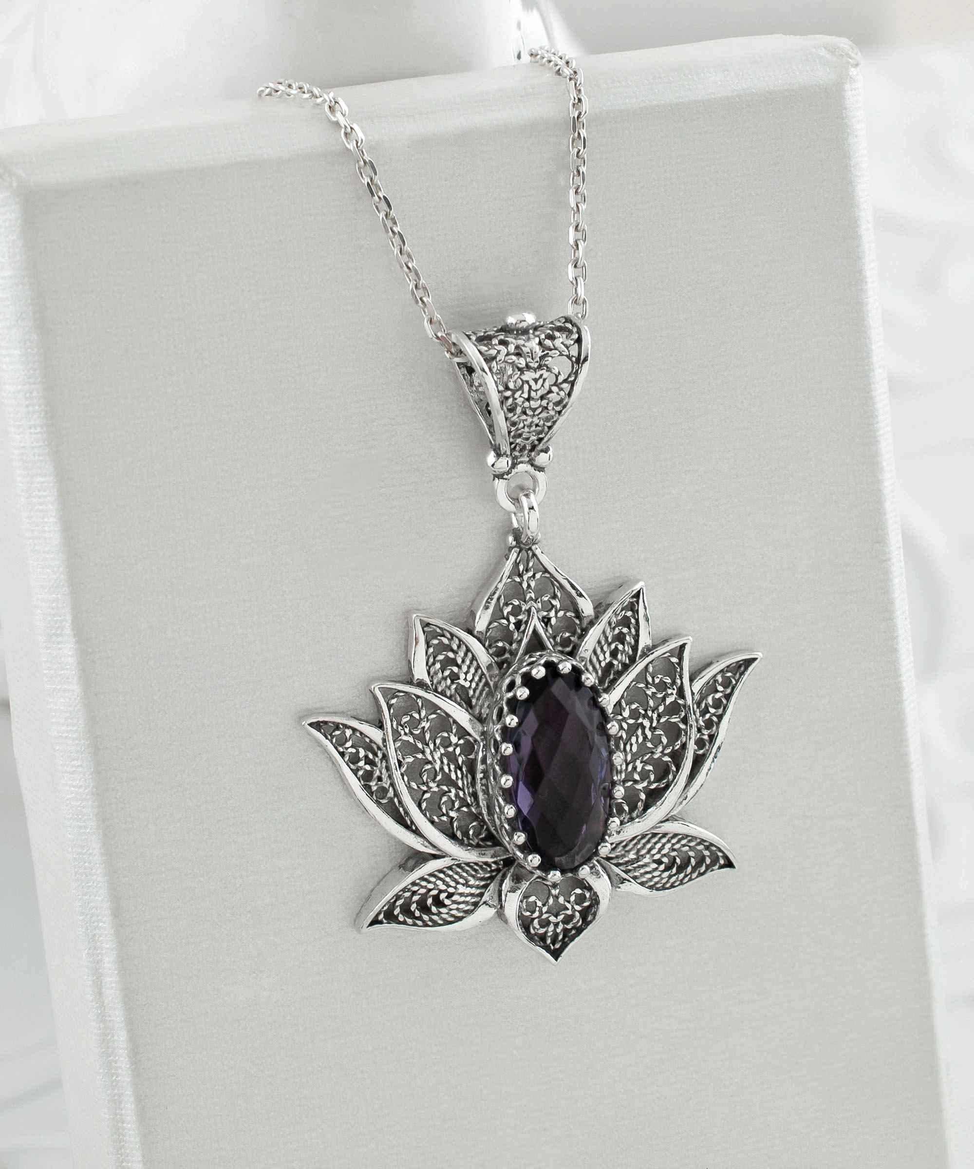 Filigranist 925 Sterling Silver Filigree Art Lotus Flower Women Pendant Necklace (Amethyst)