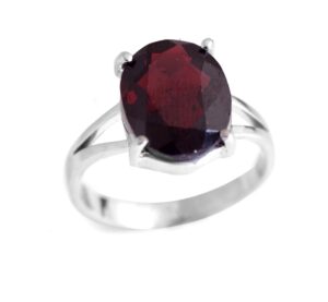 6.10 ct natural red garnet gemstone engagement anniversary ring in 925 sterling silver