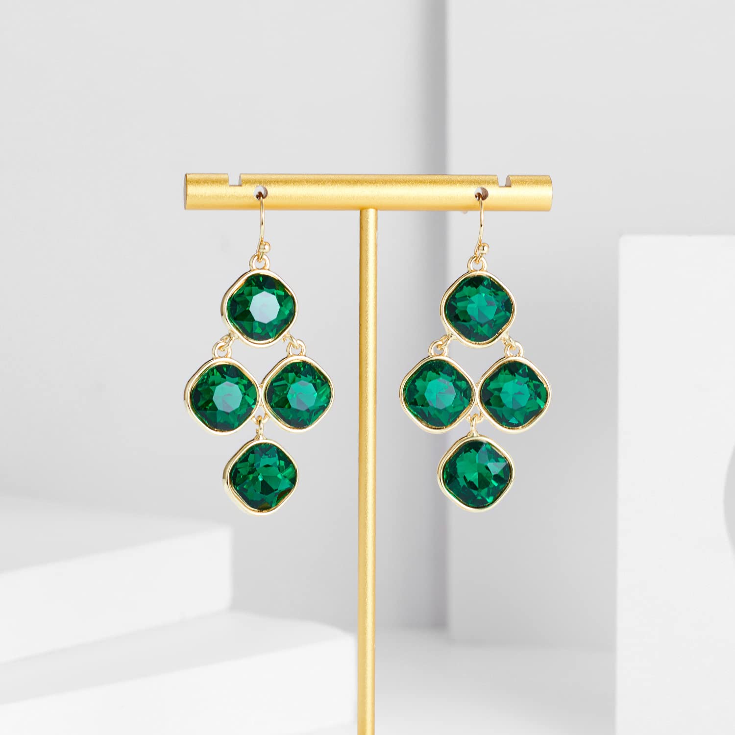 LILIE&WHITE Gold Statement Earrings For Women Emerald Crystal Dangle Earrings Fashion Drop Earrings Chandelier Earrings Gold Jewelry For Women Green Earrings