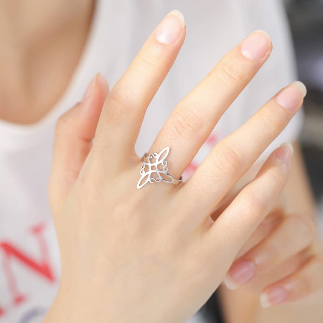 UNIFT Witches Knot Ring For Women Stainless Steel Geometric Style Elegante Chic Irish Celtic Knot Adjustable Ring Witchcraft Amulet Jewelry (Silver)