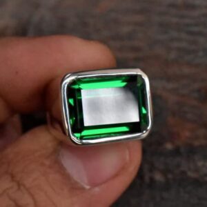 Green Emerald Ring for Men and Women Signet Emerald Cut Gemstone Sterling Silver Band Gift Rings All US Rings Size (8)