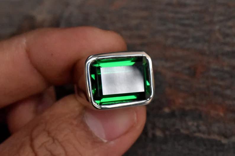 Green Emerald Ring for Men and Women Signet Emerald Cut Gemstone Sterling Silver Band Gift Rings All US Rings Size (8)