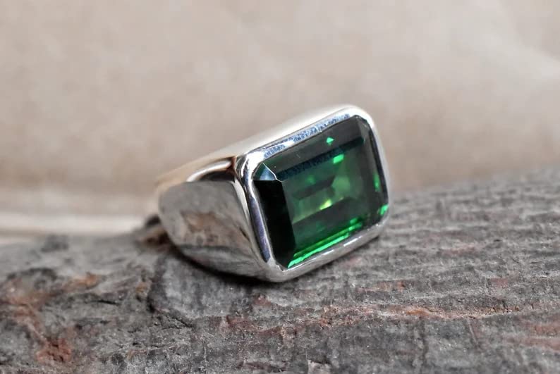 Green Emerald Ring for Men and Women Signet Emerald Cut Gemstone Sterling Silver Band Gift Rings All US Rings Size (8)