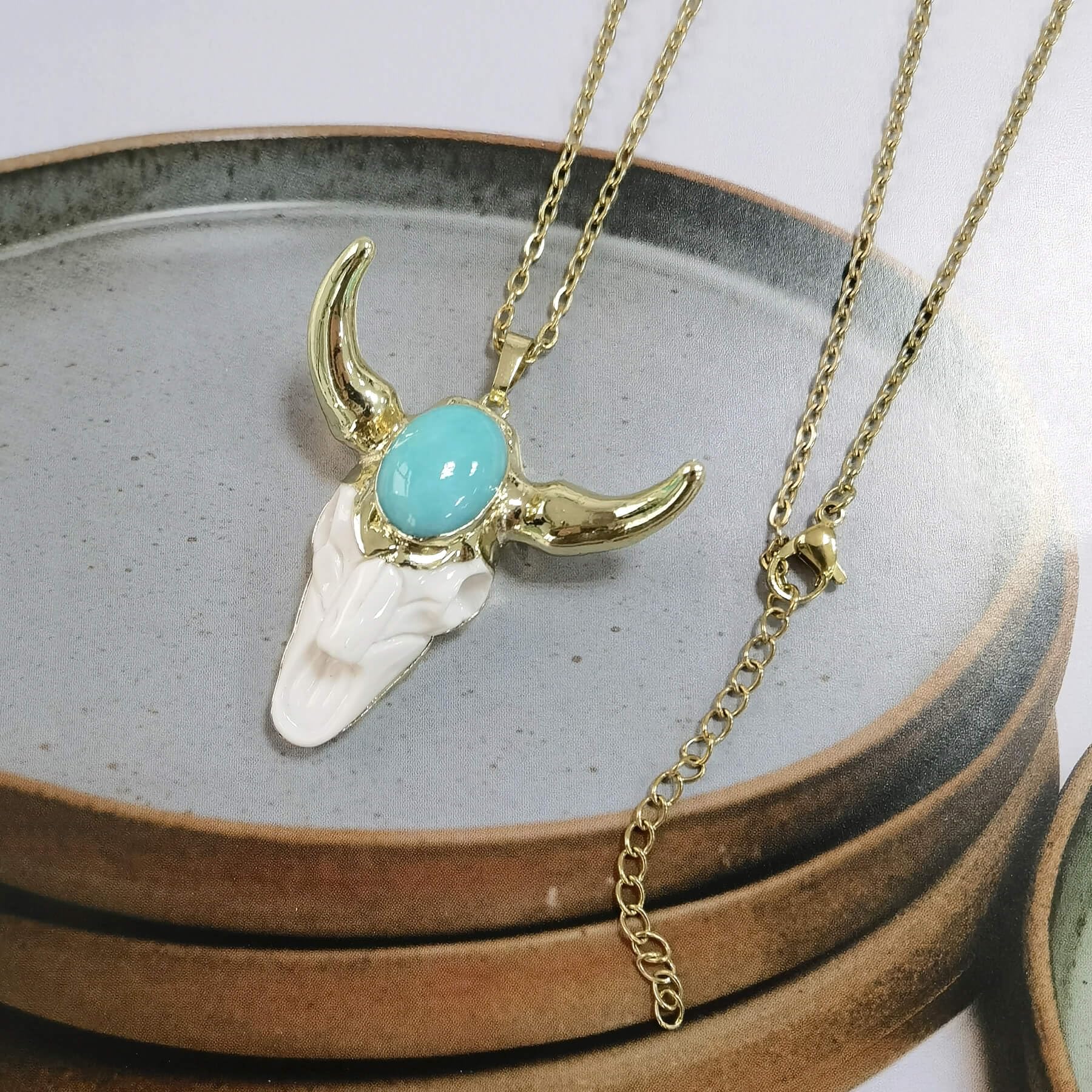 Ladywowu Bull Skull Necklace Gold, Faceted Polished Amazonite Necklace, Bohemian Bull Necklace for Women Western, Unisex Punk Retro Skull Jewelry for Men