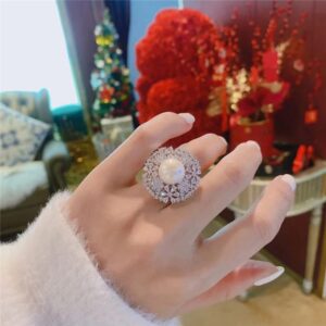 Luxury Rhinestone Pearl Open Statement Ring for Women CZ Crystal Flower Promise Engagement Rings Wedding Bands Adjustable Finger Band Elegant Jewelry Gifts