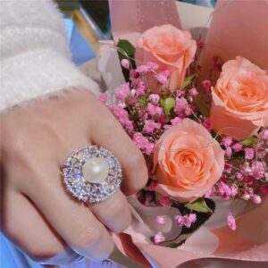 Luxury Rhinestone Pearl Open Statement Ring for Women CZ Crystal Flower Promise Engagement Rings Wedding Bands Adjustable Finger Band Elegant Jewelry Gifts