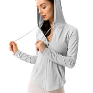 Hanyomo Women's Long Sleeve UPF 50+ Sun Protection Jacket Hooded Fitness Shirt with Pockets Yoga Full Zip Athletic Grey M