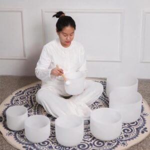 Hye-eun Crystal Singing Bowl Set of 7,7"-12" Frosted Quartz Meditation Chakra Sound Bowls with 2 Pcs Carrying Cases for Yoga Sound Healing