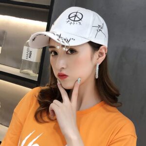 Unisex Graffiti White Baseball Cap, K-pop Boys Outdoor Iron Ring Snapback Hat，Black Hiphop Hat, Dad Hat, Trucker hat for Men Women