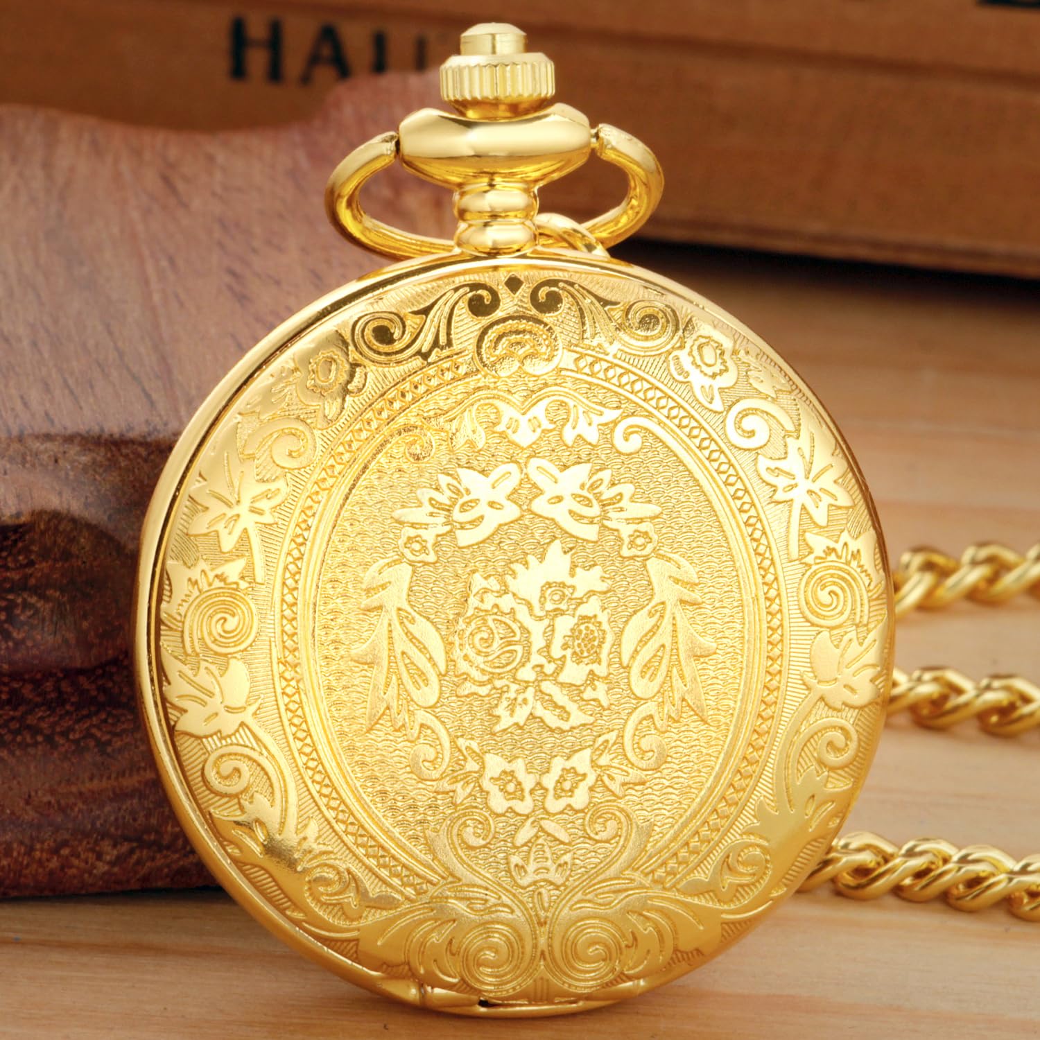 Realpoo Gold Large Decorative Flower Pattern Pocket Watch White Roman Numeral Scale Quartz Pocket Watches for Men with Chain