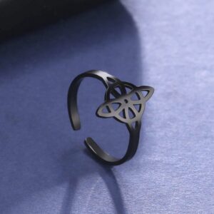 UNIFT Witches Knot Ring For Women Stainless Steel Geometric Style Elegante Chic Irish Celtic Knot Adjustable Ring Witchcraft Amulet Jewelry (Black 1)