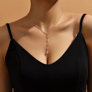 Jumwrit Pearl Backdrop Necklace Rhinestone Back Necklace Body Chain Gold Chain Bridal Back Necklace Love Heart Pendant Necklace Wedding Body Jewelry for Women Girls(Style 3)