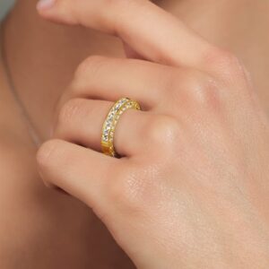 Gem Stone King 18K Yellow Gold Plated Silver Created Moissanite Wedding Band Ring for Women (1.06 Cttw, Available In Size 5, 6, 7, 8, 9)