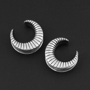 LADEMAYH 2Pcs 00 Gauges for Women, Stripe Design Silver 00g Plugs Gauges for Ears, 00g Tunnels Earrings Surgical Steel Saddle Gauges Size 00 Gauge Earrings