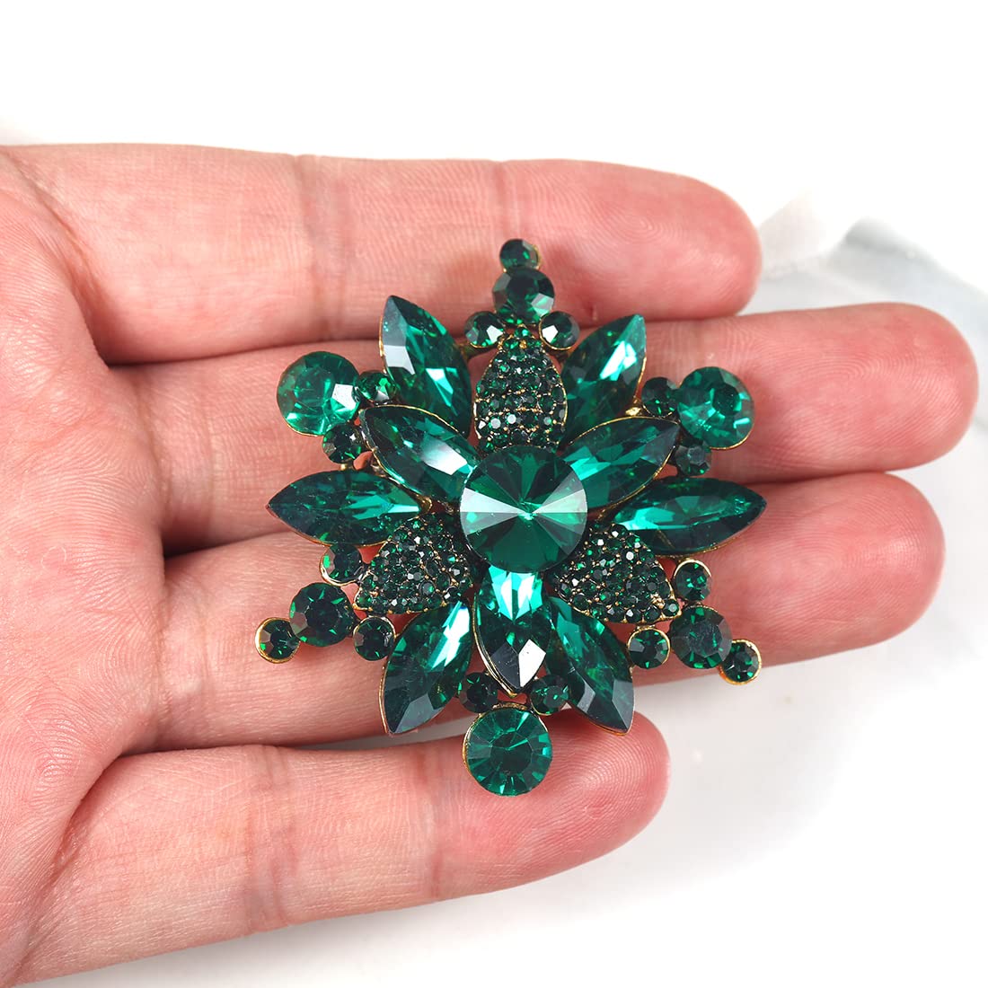 YOQUCOL Vintage Dark Green Austrian Crystal Rhinestone Flower Shape Brooch Pin For Women