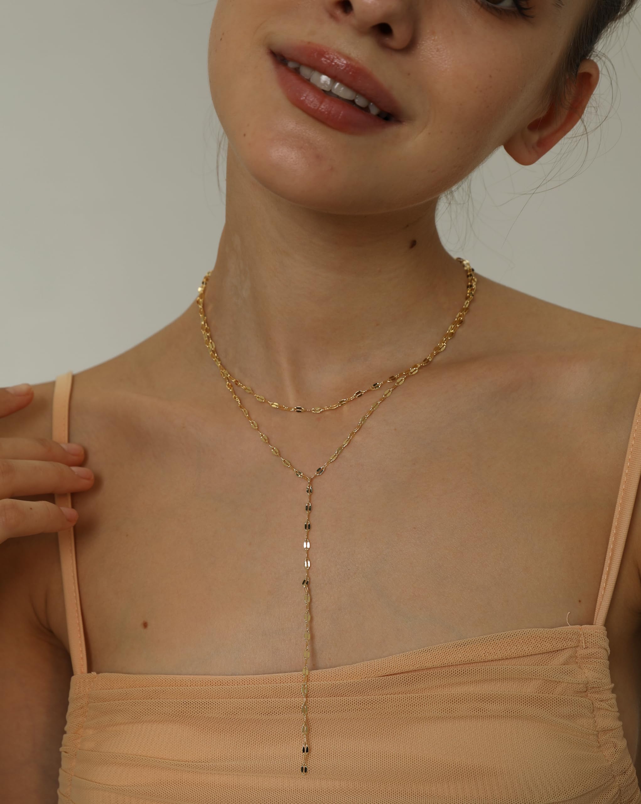 Awvialy Layered Gold Necklaces for Women Dainty Long Gold Necklace 14k Gold Plated Lips Y Chain Necklace Simple Gold lariat Necklace Aesthetic Drop Necklace Cute Choker Necklaces Trendy Gold Jewelry